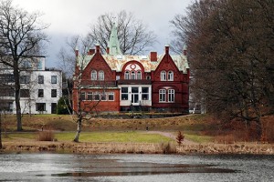 Höörs Försköningsförening grundades 1904. På Ekeliden vid Tjurasjö bodde vid den tiden en av grundarna: fabrikören Ferdinand Zadig.